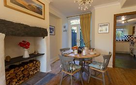 Holly Cottage